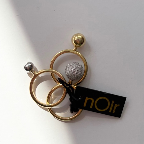 Noir NYC gold sylvia stackable ring set - Picture 4 of 4